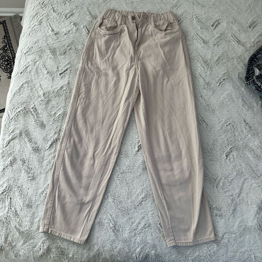 H&M Beige High Rise Baggy Jeans